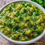 Tangy Green Salsa Recipe in 20 Minutes