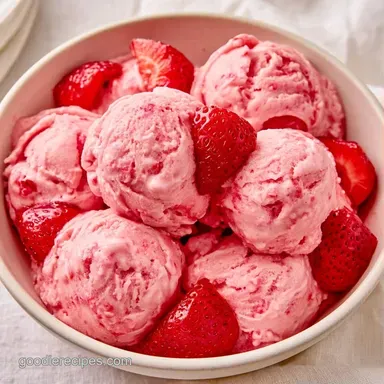 Strawberry Ice Cream for 4 Servings Recipe Card